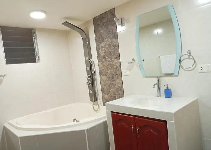 Hotel Raymi